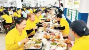 Nâng cao chất lượng bữa ăn ca cho công nhân tại Tây Ninh