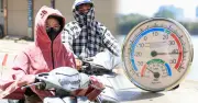 Nắng nóng gay gắt: Ai dễ bị sốc nhiệt và biến chứng nguy hiểm?