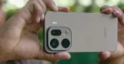 OPPO Find X10 rò rỉ camera 200MP, pin 8.000mAh, màn hình 165Hz