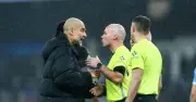 Pep Guardiola chỉ trích trọng tài Anh, cảnh báo Arsenal không thể trông chờ mãi