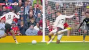 Pha cứu thua gây sửng sốt của Maguire trong trận MU thắng Liverpool