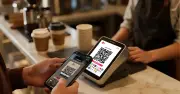 Phía sau một lần quét mã QR: Hành trình chuyển đổi số ngân hàng