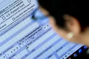 Phơi bày góc khuất dịch vụ thị thực thuê ngoài tại châu Âu