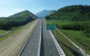 Phân luồng giao thông trên cao tốc Vùng Áng - Bùng phục vụ lắp hệ thống giám sát