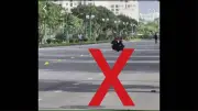 Phạt 15 triệu đồng nam thanh niên 'biểu diễn' môtô trái phép dưới lòng đường