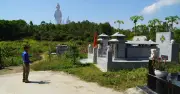 Quảng Ngãi: Xây 87 ngôi mộ trái phép trên đất nông nghiệp, công an vào cuộc