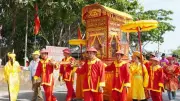 Quảng Trị: Tưng bừng lễ giỗ bà Vương phi họ Lê tại xã Vĩnh Linh