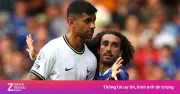 Romero quay xe trở lại London giữa lúc Tottenham đối mặt nguy cơ xuống hạng