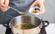 Sai lầm khi nêm nước mắm nhiều người Việt mắc phải mà không biết
