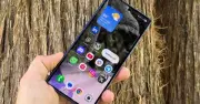 Samsung chưa áp dụng Liquid Glass trên One UI 9