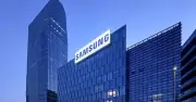 Samsung phá vỡ lời nguyền Hàn Quốc, vượt mốc vốn hóa 1.000 tỷ USD nhờ AI