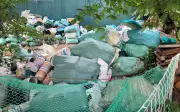 Sau kiểm tra, nhà xưởng vi phạm tại Quốc Oai vẫn xả thải ra môi trường