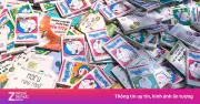 Sách giả bày bán tràn lan tại hội chợ chung cư Hà Nội, lộ rõ dấu hiệu