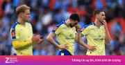 Southampton bị loại khỏi trận play-off thăng hạng Premier League vì scandal quay lén