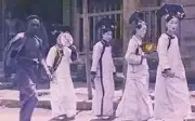 Tử Cấm Thành: Hậu trường bi thương của các cung nữ sau khi xuất cung