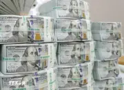 Tỷ giá ngày 4/5: USD giảm nhẹ, Nhân dân tệ có chiều hướng tăng