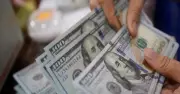 Tỷ giá USD hôm nay 5.5: Ngân hàng giảm nhẹ, tự do tăng mạnh