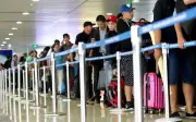 Tỉ lệ bay đúng giờ tháng 4/2026: Pacific Airlines dẫn đầu, Vietjet thấp nhất