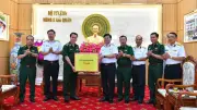 Tư lệnh Bộ đội Biên phòng thăm, động viên cán bộ chiến sĩ Vùng 5 Hải quân