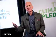 Tỷ phú Bezos đề xuất miễn thuế thu nhập cho 50 người Mỹ có thu nhập thấp nhất