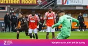 Thủ môn ghi bàn phút 88 giúp Telstar trụ hạng nghẹt thở