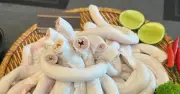 Thực hư thông tin 'lòng lợn ít cholesterol hơn móng giò'