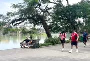 Thời tiết hôm nay 14/5: Hà Nội nắng nóng, có nơi trên 37 độ C