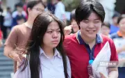 Đề thi Toán lớp 10 Hà Nội: Phân hóa rõ, thí sinh vui mừng bật khóc