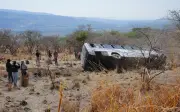 Thảm kịch xe buýt ở Mexico: 11 người chết, 32 người bị thương