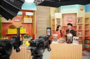Thương mại điện tử định hình lại thị trường bán lẻ: Từ mặt phố đến mặt tiền số