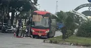 Tài xế tử vong trên xe khách do bên đường ở Hà Nội