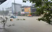 Tin sáng 20/5: Hàng trăm người dân phải sơ tán do ngập lụt Hà Nội; hỗ trợ tạm cư tới 15 triệu đồng/tháng cho hộ dân bị giải tỏa