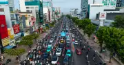 TPHCM thí điểm phân làn đảo chiều trên đường Cộng Hòa, người dân lúng túng