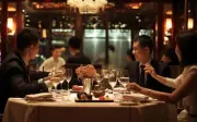 Trả giúp 15 triệu cho tiệc nghỉ hưu của đồng nghiệp, 2 năm sau tôi bất ngờ đòi lại