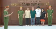Triệt phá đường dây biến hóa chất công nghiệp thành giấm ăn ngoại nhập