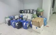 Triệt phá đường dây sản xuất giấm acetic giả, bắt 4 bị can
