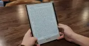 Trên tay PocketBook InkPad One: Màn hình 10.3 inch siêu mỏng, chạy Linux, giá 299 euro