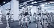 Trung Quốc tăng tốc cuộc đua robot, ENGINEAI sản xuất một robot hình người mỗi 15 phút