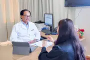 TS.BS Võ Văn Đức: Hơn 30 năm đồng hành cùng mẹ và bé trong sản khoa
