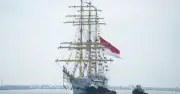 Tàu buồm huấn luyện hiện đại nhất Indonesia thăm TP.HCM