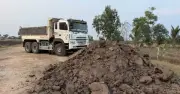 Tây Ninh triệt phá đường dây khai thác đất ruộng trái phép quy mô lớn