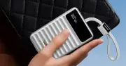 Ugreen ra mắt pin dự phòng Rhythm S45 có cáp USB-C tích hợp, giá 760.000 đồng