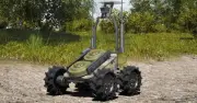 Ukraine chuẩn hóa UGV Gnome: Robot mặt đất rải mìn từ xa thế hệ mới
