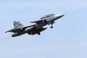 Ukraine nhận 16 tiêm kích Gripen, sẽ mua thêm 22 chiếc mới