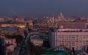 Ukraine tấn công Moscow quy mô lớn, 4 người thiệt mạng