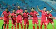 V-League kết thúc sớm: May mắn cho tuyển Việt Nam?