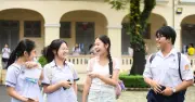 Vừa thi xong ở Đồng Nai, nữ sinh tiếp tục chạy đua kỳ thi lớp 10 TP.HCM