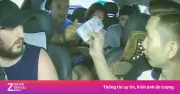 Video chàng trai lái taxi bất ngờ nhận tiền bồi dưỡng từ khách nước ngoài