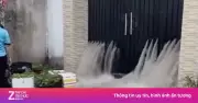 Video nước công phun từ dưới nền húc toang của nhà dân ở Đồng Nai
