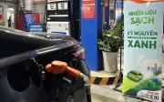 Việt Nam chuyển sang dùng xăng E10: Có cần xả hết xăng cũ trước khi đổ?